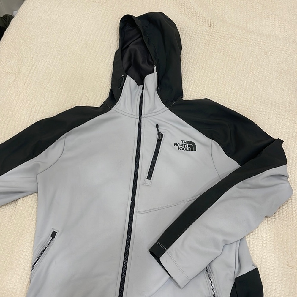 North face zip up hoodie. Mens large.